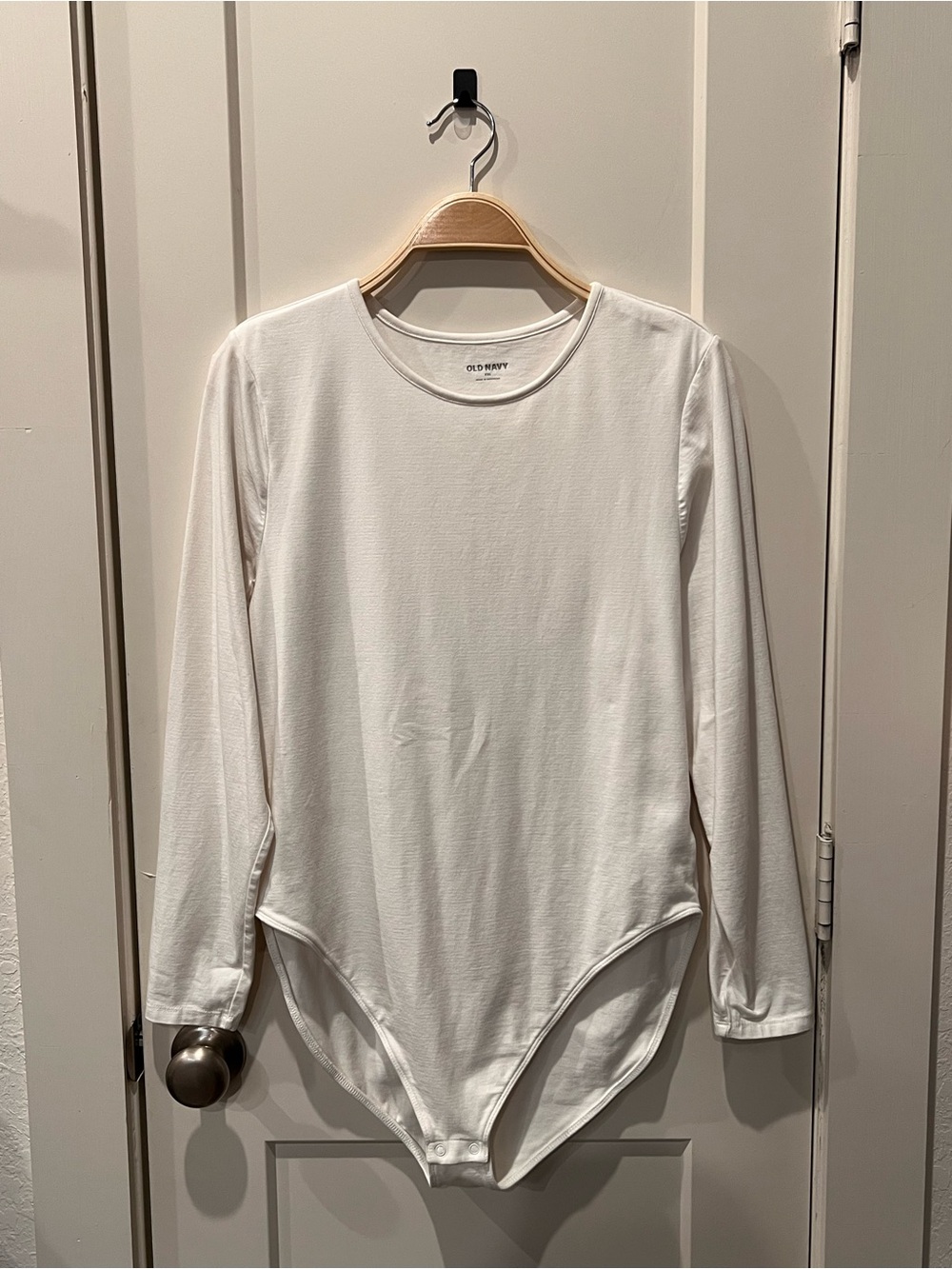 Old Navy White Long-Sleeve Crew Neck Bodysuit. Never worn!